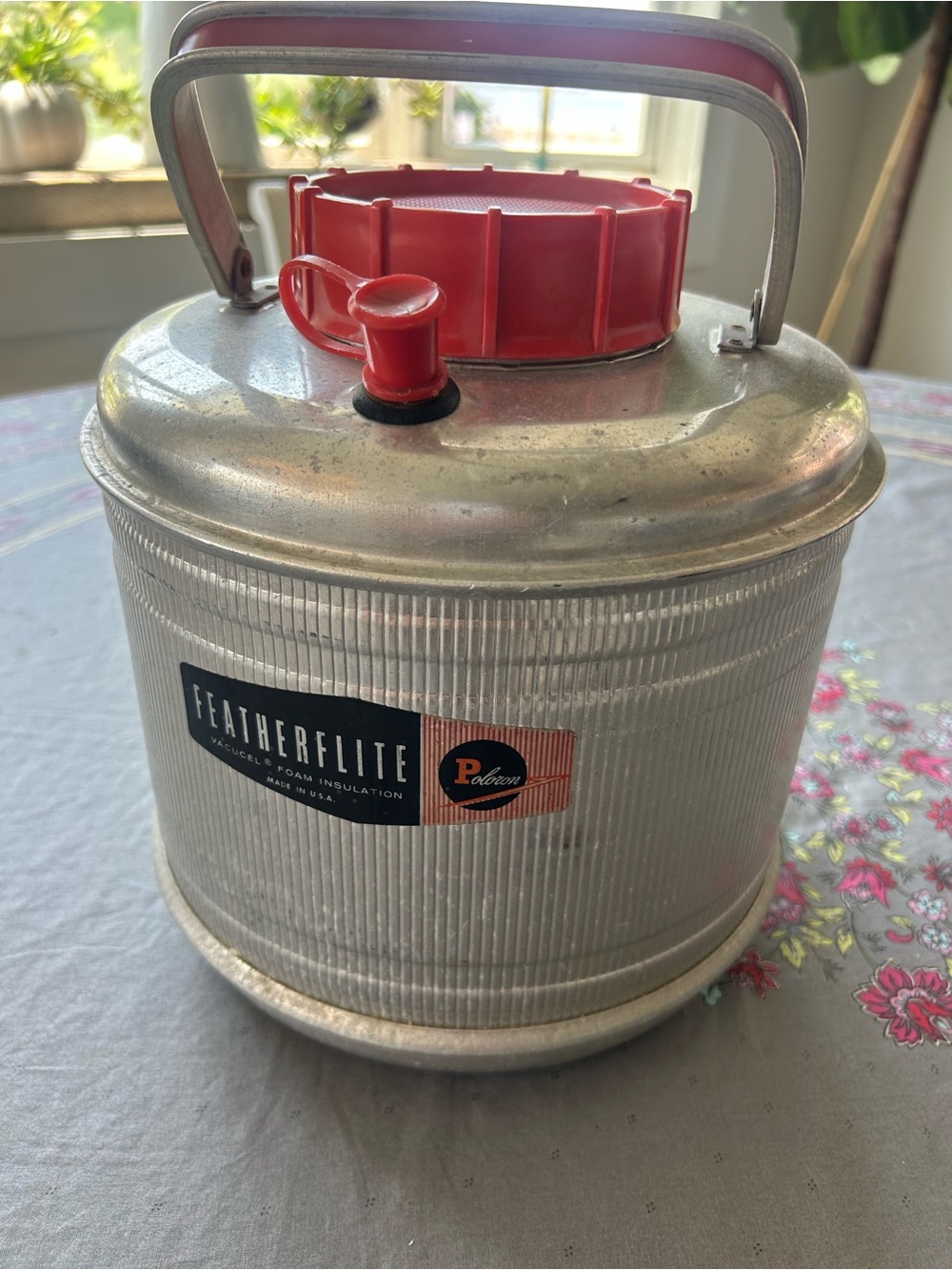 Featherflite by Poloron Mid-Century thermal beverage container - Picture 5 of 7